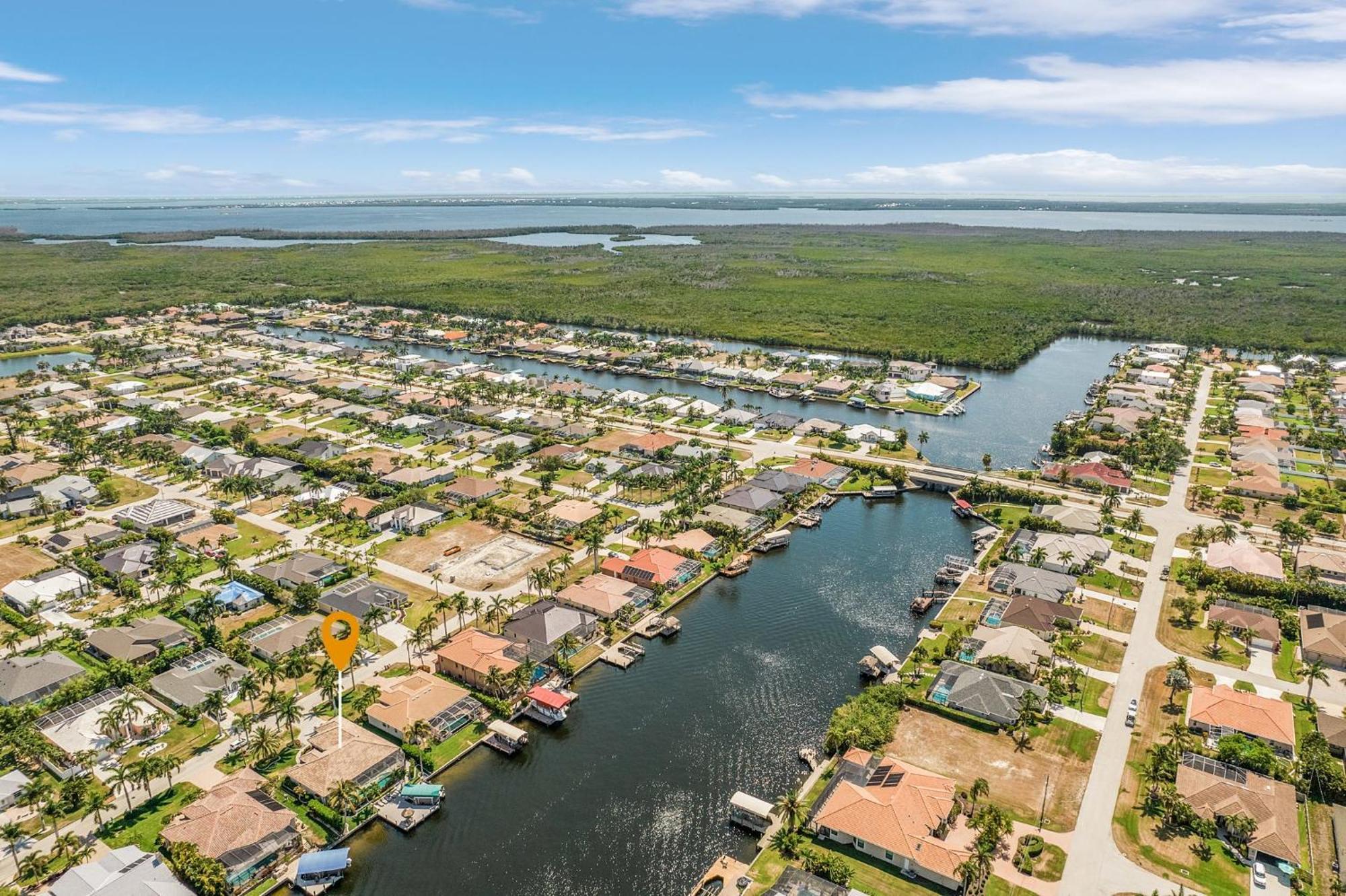 Island House Sw Cape - Waterfront Private Home Locally Owned & Managed, Fair & Honest Pricing Cape Coral Exterior foto