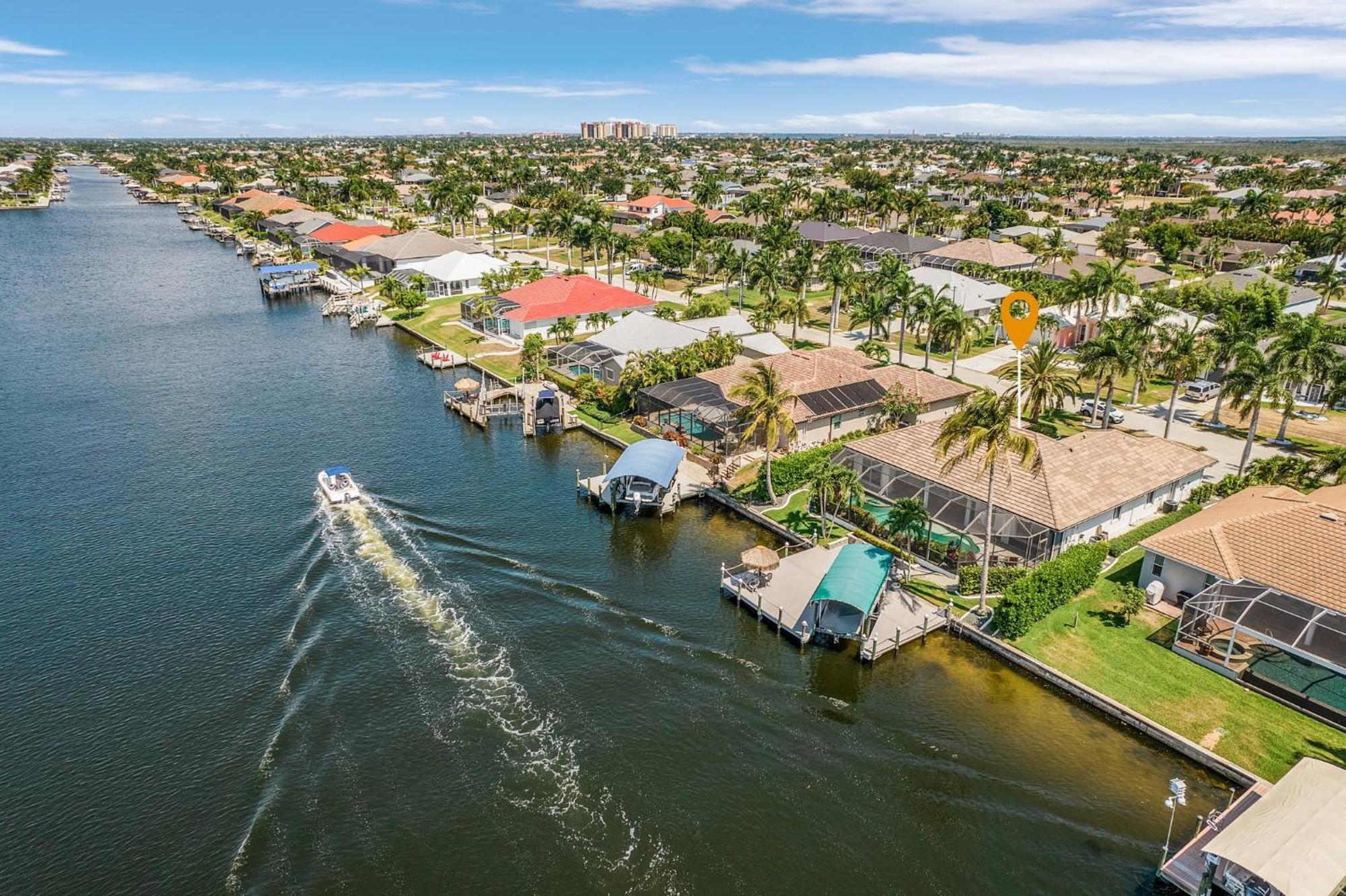 Island House Sw Cape - Waterfront Private Home Locally Owned & Managed, Fair & Honest Pricing Cape Coral Exterior foto